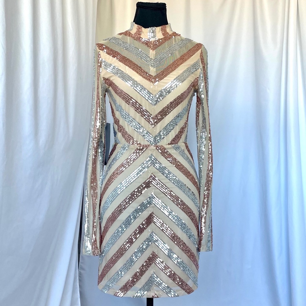 NEW Bebe Stripe Sequin Mini Dress Sz S Nude Silver Chevron Long Sleeve Mock Neck